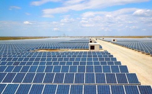 Найбільша в світі сонячна електростанція знаходиться в Україні?