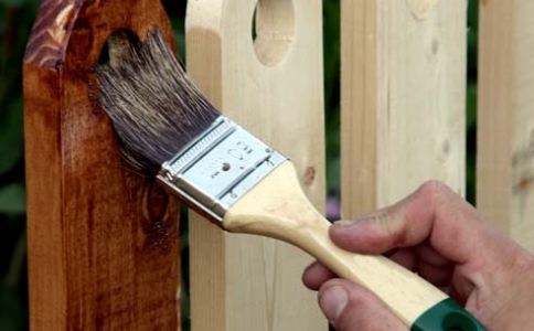 Антисептики - надежная защита древесины 