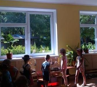 Компания Deceuninck («Декёнинк») в рамках благотворительной акции установила окна в детском саду «Россиянка»