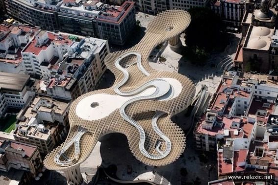 Metropol Parasol - величественная деревянная скульптура Испании
