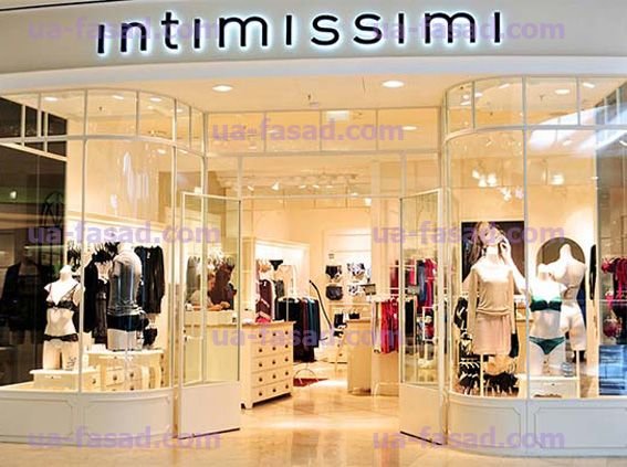 Цельностеклянные перегородки в сети магазинов Intimissimi, Украина